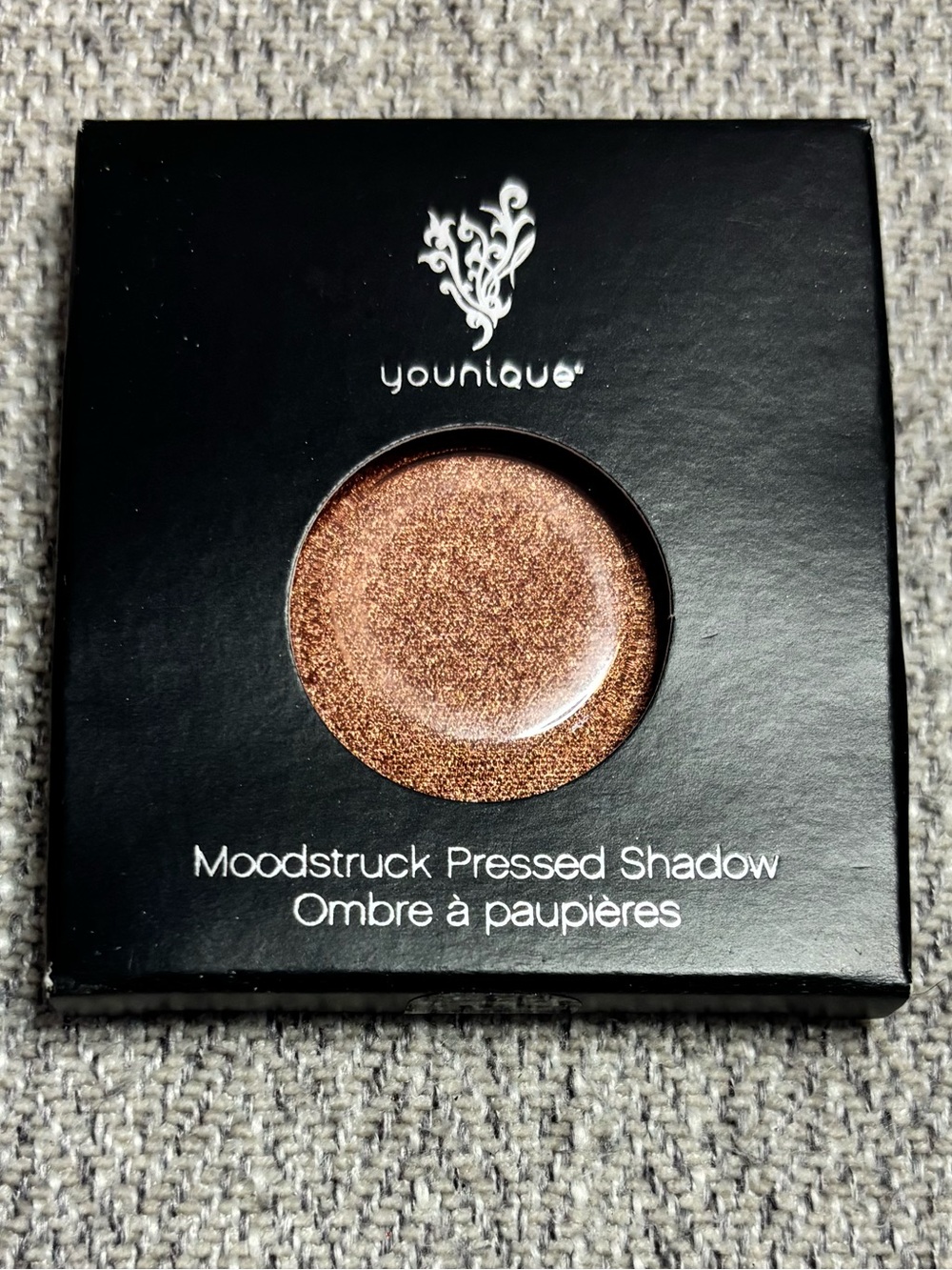 New In Box Younique Moodstruck Pressed Shadow - Bronze Shimmer